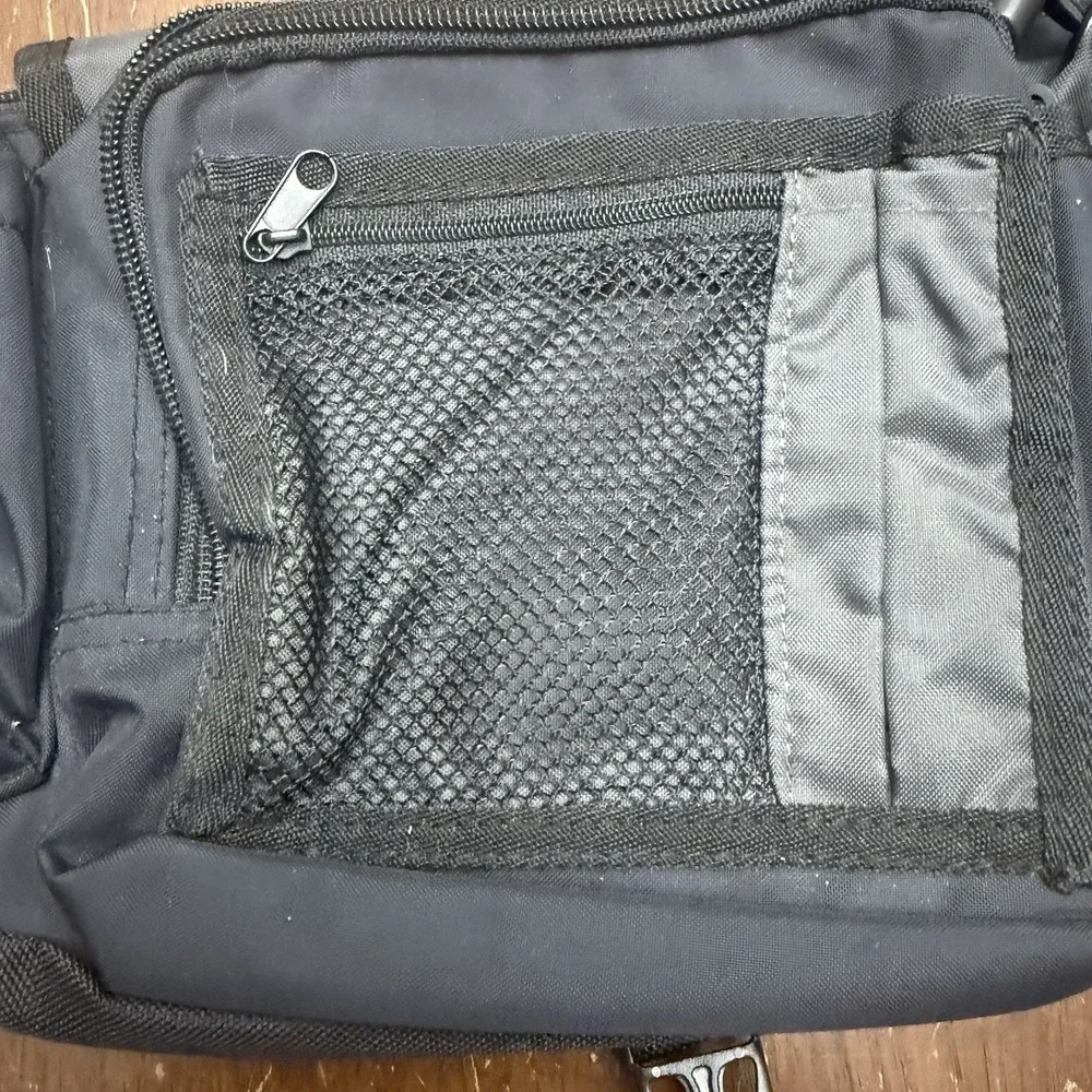 Eddie Bauer Black Waist Pack Fanny Pack Travel Hiking‎ Multi Pocket Adjustable